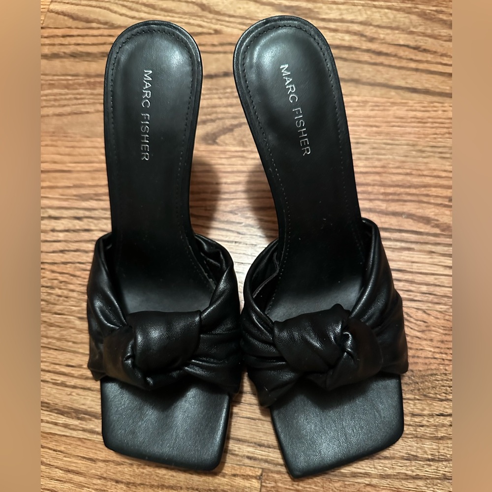 Marc Fisher Black Daliot Shoes - 11